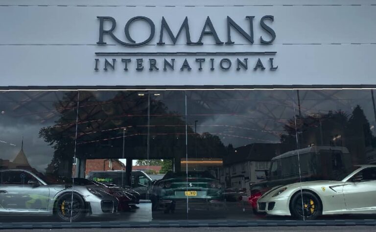 Romans International – Lime Signs